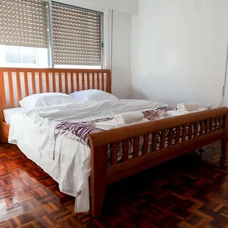 شقة Sunny Three-bedroom Spacious Flat *